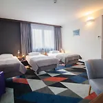 Vulcan Hotel