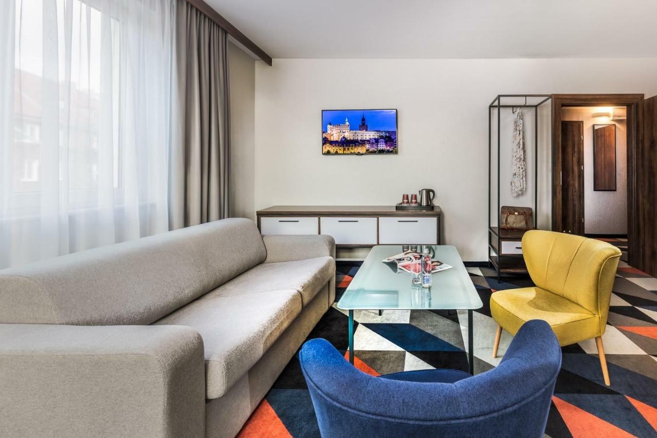 Vulcan Hotel 3*